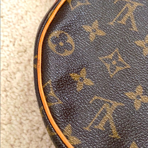Louis Vuitton Monogram Tambourine Crossbody Bag - Picture 11 of 14